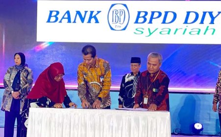 Beri Perhatian Sekolah dan Guru, LAZISMU-BANK BPD DIY Syariah Perkuat Kolaborasi Penyaluran ZISKA