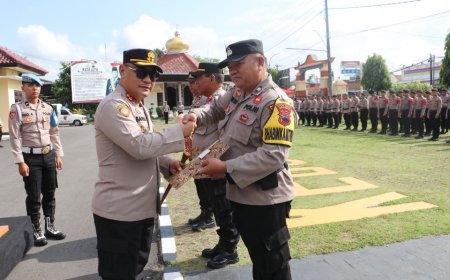 Personel Polres Kebumen Penyalur Beras SPHP Terbanyak Peroleh Penghargaan