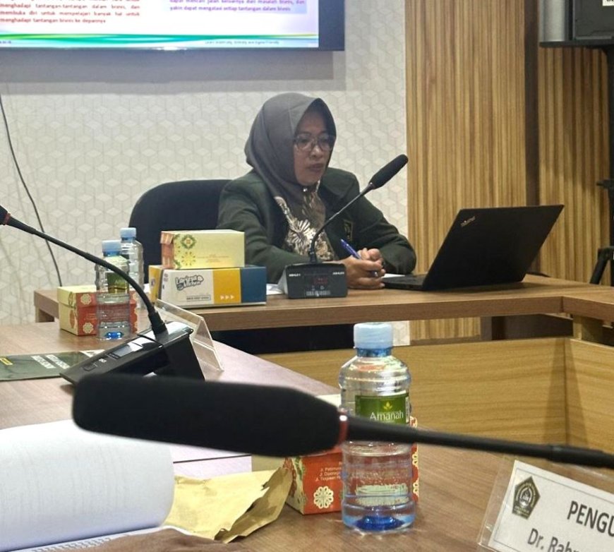 Dosen STIE Semarang Pipit Sundari Meraih Gelar Doktor