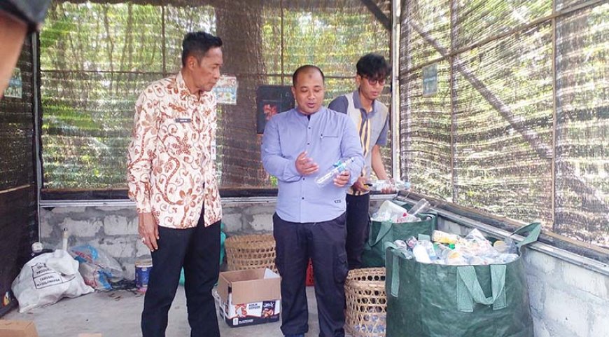 Semua Warga Pringgading Asri Aktif Kelola Sampah Sendiri