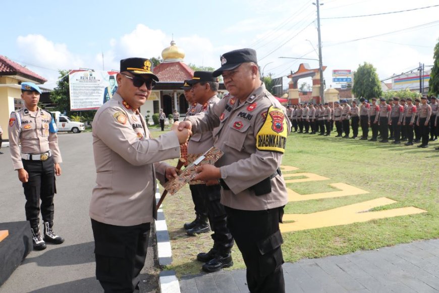 Personel Polres Kebumen Penyalur Beras SPHP Terbanyak Peroleh Penghargaan