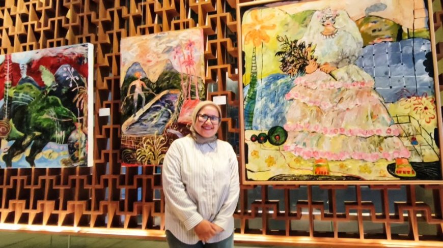 Norma Fauza Menemukan Hidup Kembali Lewat Lukisan