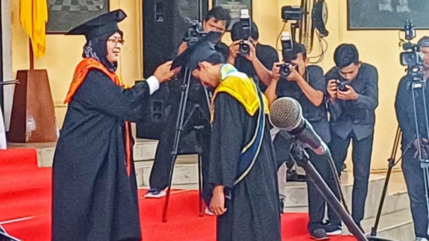 APMD Wisuda 169 Lulusan S1 dan S2