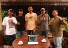 Dion Pesepakbola Timnas Asli Sleman Berbagi Pengalaman di Podcast Kopi Pait Pensa TV