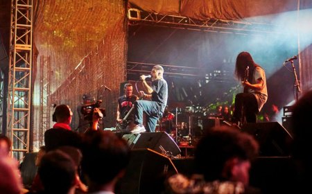 Burgerkill Guncang Panggung Kustomfest 2025