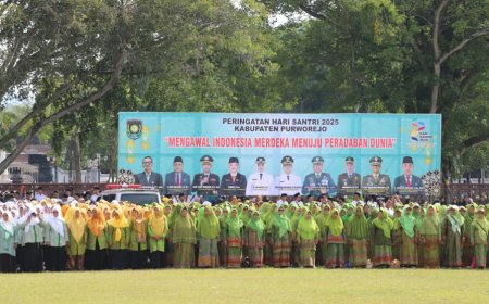 Ribuan Santri Apel di Alun-alun Purworejo