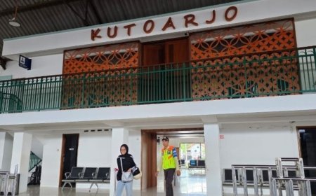 Dua KA Berangkat Terlambat, PT KAI Daop 5 Minta Maaf