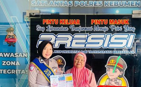 Satlantas Polres Kebumen Beri Edukasi Pemohon BPKB
