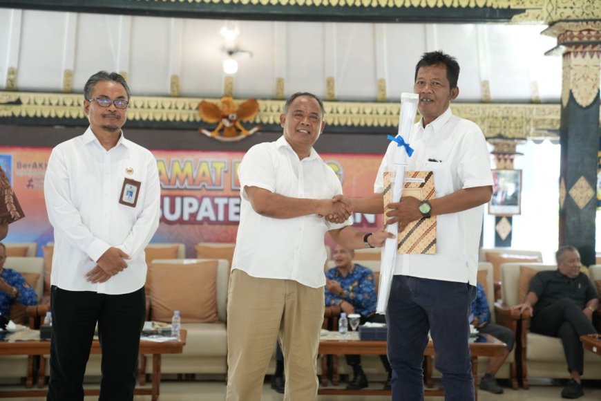 Bupati Sleman Serahkan Perbup Batas Kalurahan, Bukan Sebatas Garis Peta