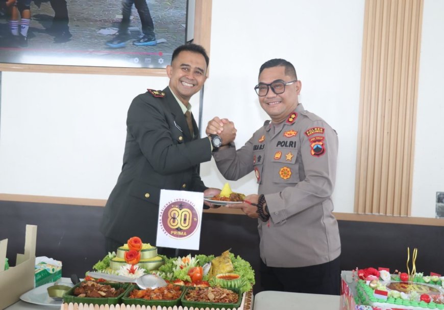 HUT ke-80 TNI, Kapolres Beri Kejutan Dandim Kebumen