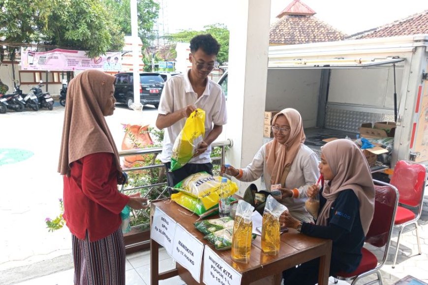 Sebanyak 1,3 Ton Beras SPHP Bulog Habis Terjual dalam Tiga Jam