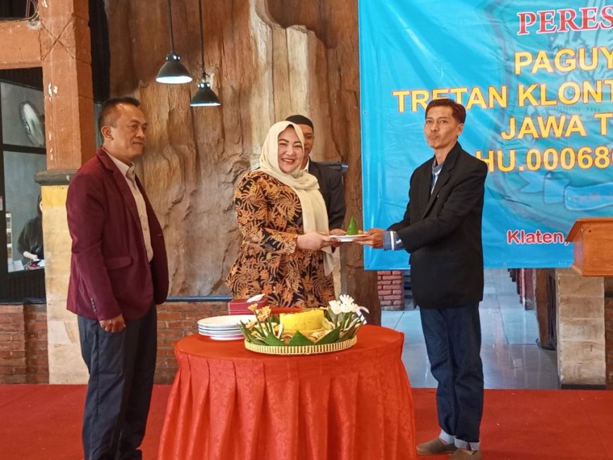 Kantongi Izin Kemenkum, Paguyuban Tretan Kelontong Madura Klaten Memajukan Perekonomian