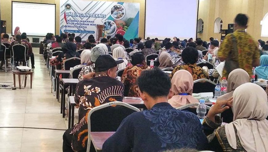 1000 Orang Penjamah Makanan SPPG di Kebumen Mengikuti Bimtek