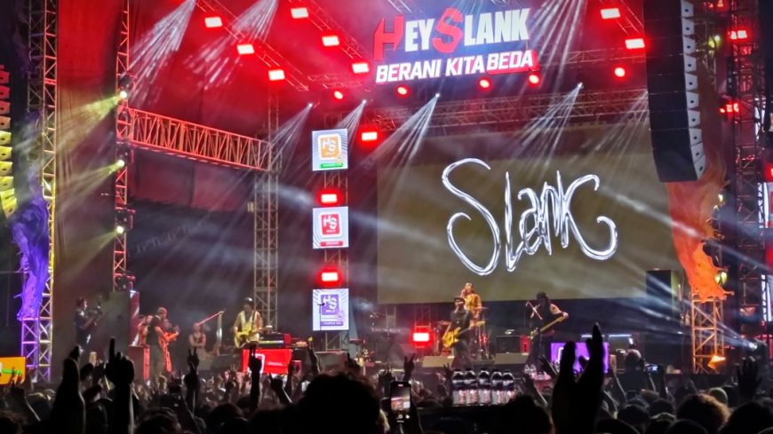Dari Sesepuh hingga Gen Z, Ribuan Slanker Piknik di Konser Hey Slank