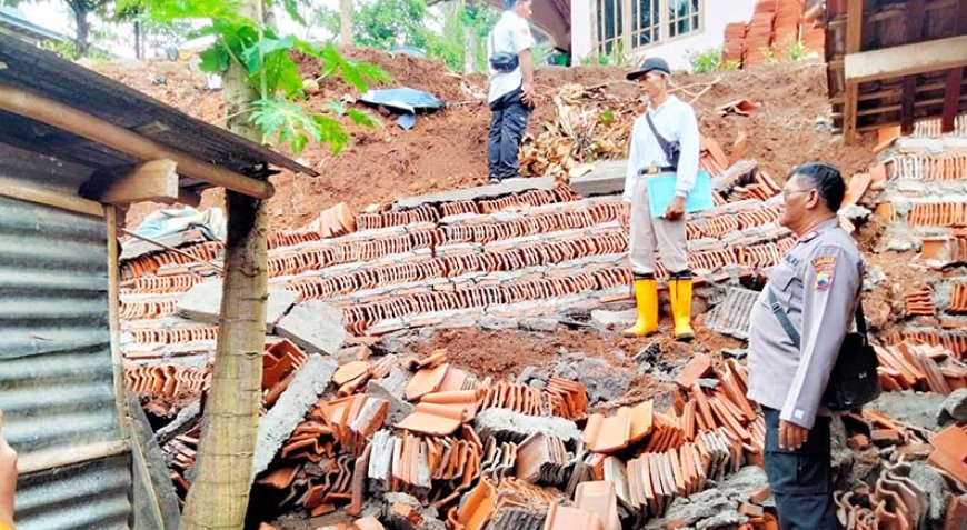 Talud Ambrol dan Tanah Longsor, Hujan Ekstrem Cemaskan Warga Kebumen