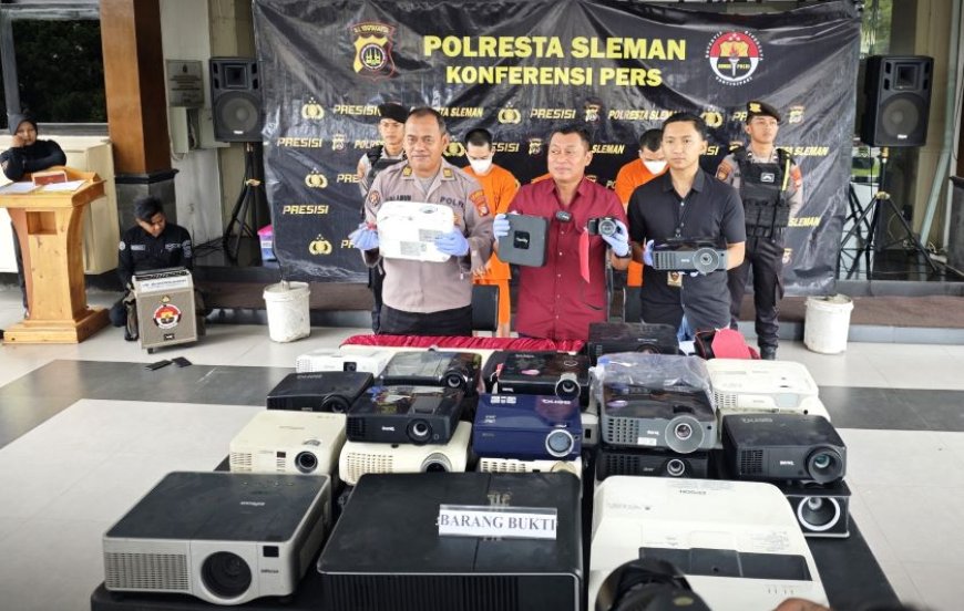 Sindikat Pencuri Proyektor Sekolah Terungkap, Dua Pelaku Ditangkap di Magelang