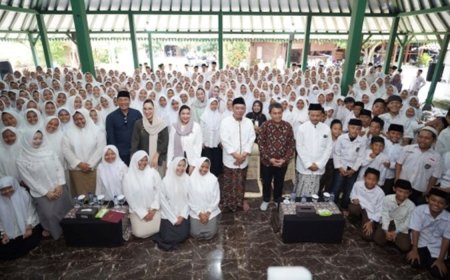 Kemkomdigi Tanamkan Nilai Sahabat Tunas melalui Wayang