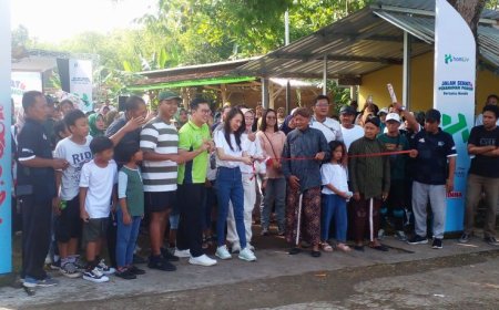 Homliv Tanam Pohon Jati di Desa Wisata Krebet
