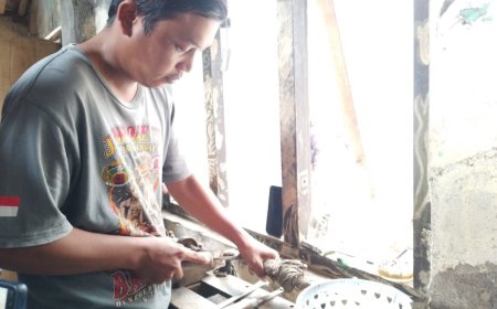 Perajin Cor Kuningan Ngawen Bertahan untuk Melestarikan Warisan Leluhur