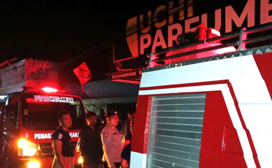 Toko Parfum di Kebumen Terbakar Diduga Akibat Korsleting Listrik