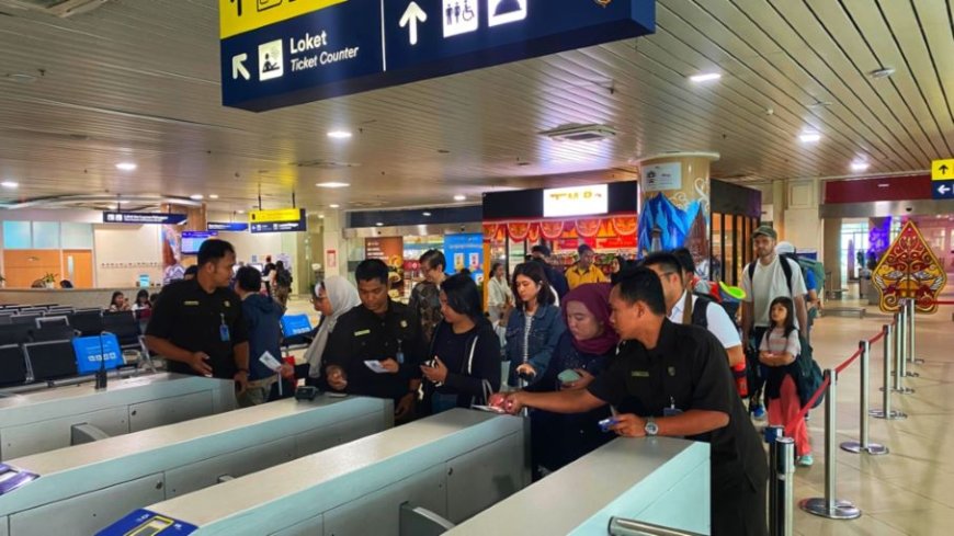 Penumpang KA Bandara YIA Tumbuh Positif