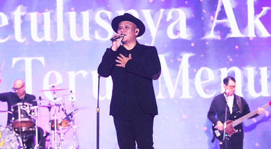 "Reborn" di Panggung "Kota Gudeg": Padi Guncang Ribuan Fans dengan Parade Hits Emosional
