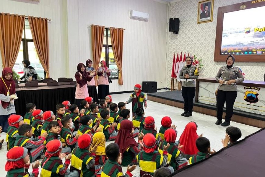 Keselamatan Berlalu Lintas Diperkenalkan Sejak Usia Dini