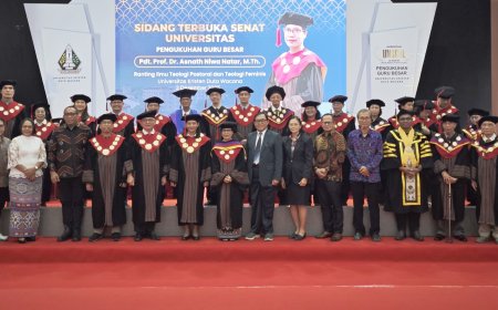 Prof Asnath Dikukuhkan sebagai Guru Besar Ilmu Teologi UKDW