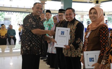 Sebanyak 268 PNS Pemkab Sleman Terima SK Pensiun