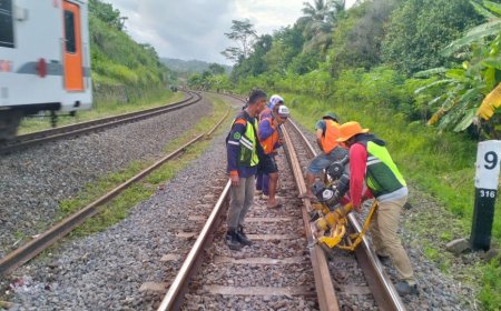 KAI Daop 5 Purwokerto Tuntaskan Penggantian Rel
