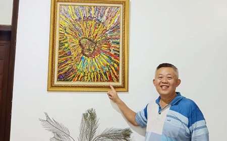 Maestro Sam Sianata Bawa Trinity Art ke JIAF Jogja, Deklarasikan Isme Baru Seni yang Ingin Pimpin Arah Peradaban Global