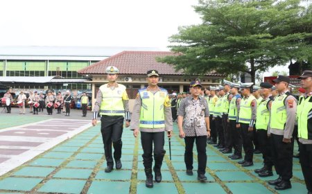 Kapolres Purworejo Pimpin Apel Pasukan Operasi Lilin Candi 2025