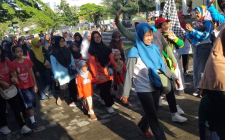 Jalan Sehat PKK Padukuhan Wiyoro Semarakkan Peringatan Hari Ibu