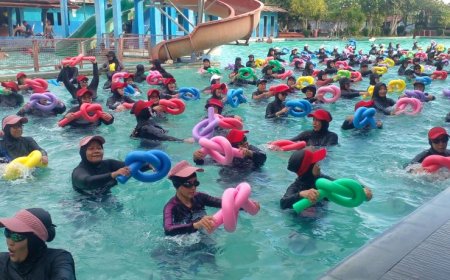 Ratusan Perempuan Ciblon Bareng, Sembuhkan Saraf Kejepit