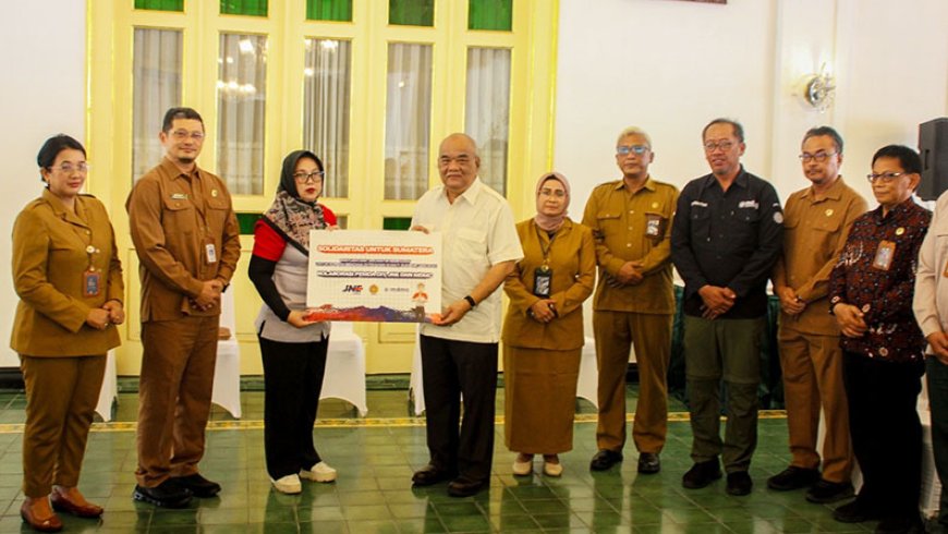 JNE GRATISKAN Ongkir 810 Kg Obat-obatan Dinkes DIY untuk Korban Banjir di Aceh, Sumut dan Sumbar
