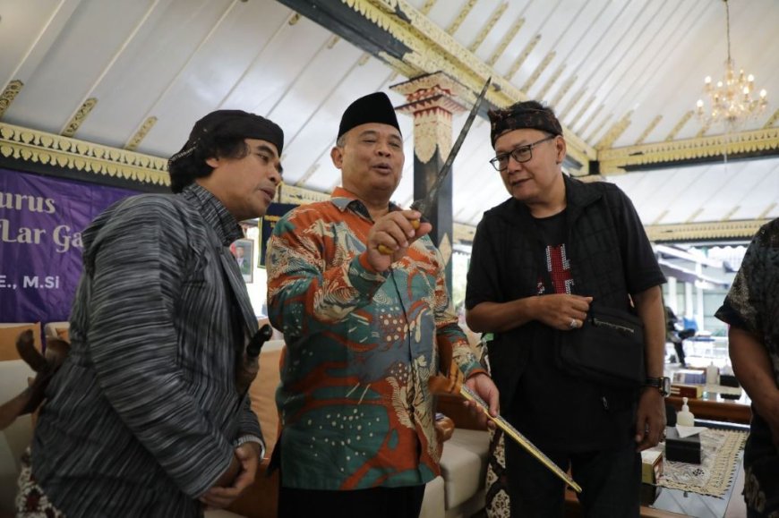 Bupati Sleman Lantik Pengurus Perkumpulan Tosan Aji Lar Gangsir