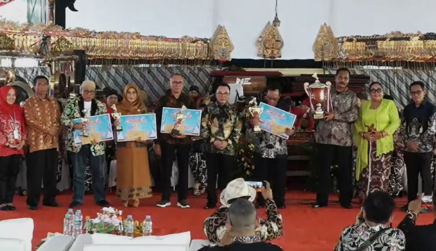 Hadiri HUT ke-55 IKG, Gubernur Banten Andra Soni Memuji Kekompakan Warga Gunungkidul
