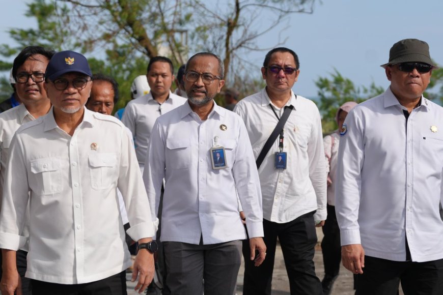 Menko Pangan dan Menteri KKP Tinjau Kampung Nelayan Merah Putih di Purworejo