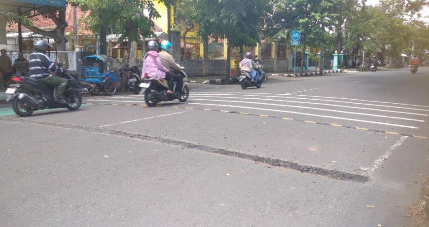 Banyak Korban, Dishub Purworejo Copot Speed Bump Setinggi Lima Sentimeter