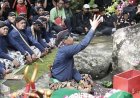 Danang Maharsa Membaur Bersama Warga dan Wisatawan di Labuhan Merapi 