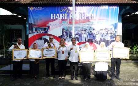 Kantor Pertanahan Sleman Beri Penghargaan Pegawai Teladan