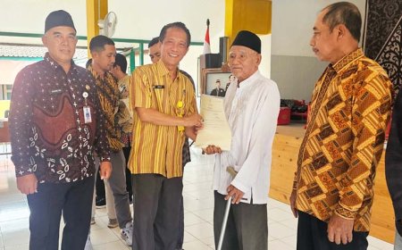 Wujudkan Tata Ruang Rapi, BPN Sleman Serahkan Sertipikat Konsolidasi Tanah di Moyudan