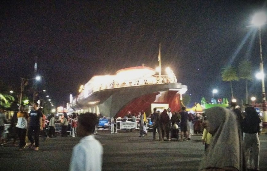 Makanan Gratis Malam Tahun Baru di Kebumen 30 Menit Langsung Habis