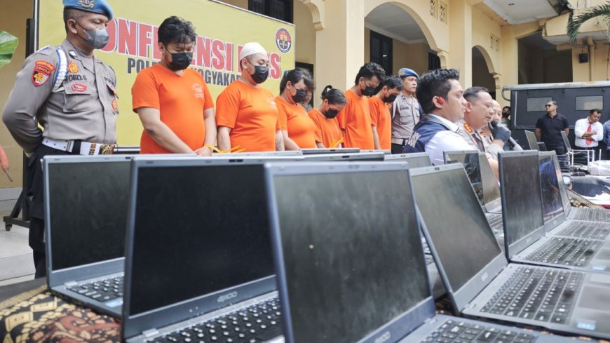 Polresta Yogyakarta Bongkar Markas Love Scamming di Jalan Gito Gati