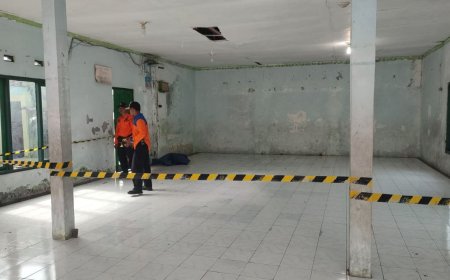 Atap Balai Kampung Tahunan Rusak Akibat Gempa