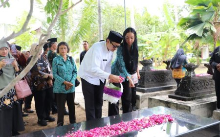 Peringati Hari Jadi ke-195, Bupati dan Wakil Bupati Ziarah ke Makam Pendiri Purworejo