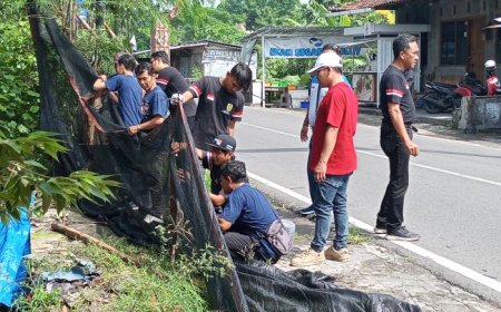 Pengelola Pasar Srago dan Gayamprit Gelar Jumat Bersih