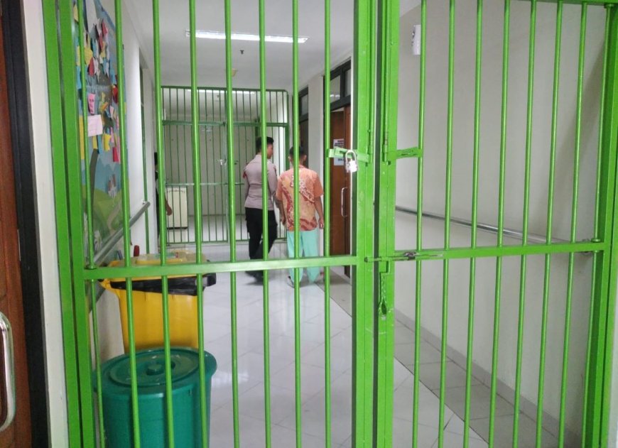 Dibekali Obat Suntik dan Tali, Dokter Senior Bicara SOP Evakuasi ODGJ