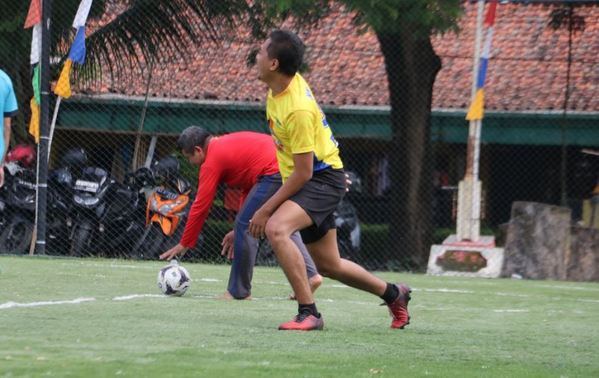 PWI Kalah Telak Lawan Tim Soccer Polres Kebumen