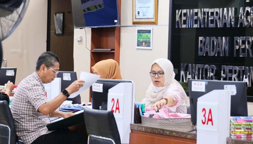 Urus Sertifikat Tanpa Bolos Kerja, Warga Bandung Serbu Layanan PELATARAN di Hari Libur